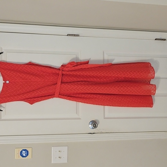 Tommy Hilfiger Coral Sleeveless V-neck Sundress - Picture 7 of 8